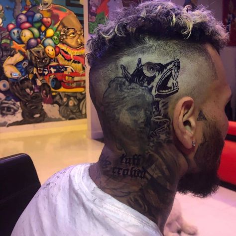 940 Likes, 29 Comments - lampstopher (@chrisbrownnofcial) on Instagram: “*scratches head*” Chris Brown Hair, Crazy Hair Boys, Brown Tattoo, Chris Brown Photoshoot, Chris Brown Style, Chris Brown X, Chris Brown Pictures, Tattoo Face, Chris B