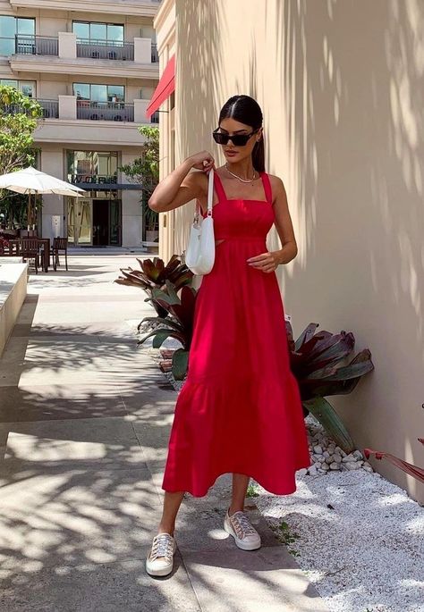 Red Summer Dress Outfit, Outfit Vestido Rojo, Work Outfits Women Winter, Work Outfits Women Professional, Sundress Outfit, Red Sundress, Outfits Primavera, Chic Work Outfits Women, Work Outfits Women Office