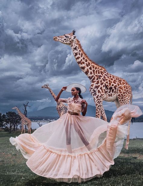 Kenya Travel, Munaluchi Bride, Brides Magazine, Black Travel, Foto Art, Vintage Heart, Giraffes, 인물 사진, Elegant Woman