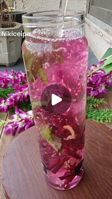 Beetroot Detox Water, Beetroot Juice, Body Detoxification, Water Benefits, Remove Toxins, Fat Burner Drinks, The Liver, Detox Water, Lower Blood Pressure