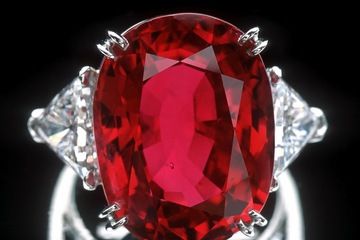 Scientists want to officially link precious gems to their geologic setting, with a new suite of tectonic gemstones that will help researchers and the public recognize the special conditions that create rare gems. Their proposal kicks off with ruby and jadeite jade, two rare stones linked to colliding tectonic plates. Vintage Glam, Ruby Jewelry, Ruby Gemstone, Red Aesthetic, Red Stone, Ruby Ring, Shades Of Red, White Diamonds, Ruby Red