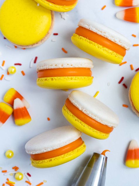 Candy Corn Macarons Halloween Macaroons, Halloween Macarons, French Macaroon Recipes, Halloween Candies, Macaroon Cookies, Macaron Flavors, Macaron Cookies, French Macaroons, Macaroon Recipes