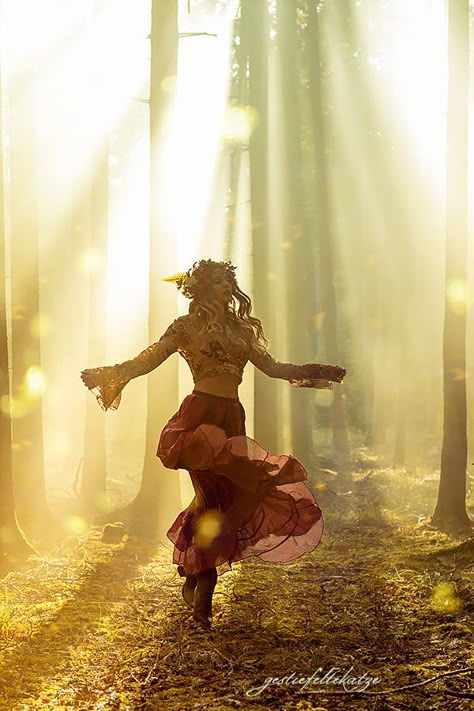 Dancing In A Forest, Dancing In The Forest Aesthetic, Fae Dancing, Mystic Photoshoot, Fairy Concept Photoshoot, Mystical Photoshoot, Witch Dancing, Dancing In The Woods, Dancing In The Forest