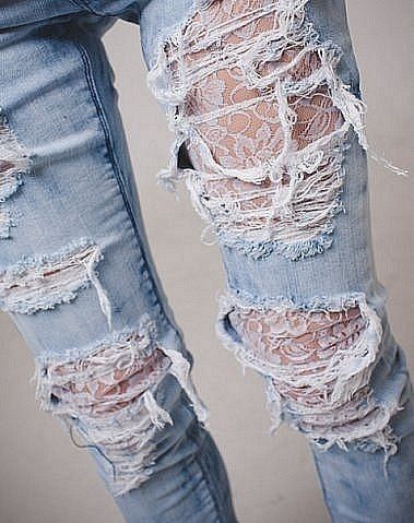 Clothing Diys, Diy Ripped Jeans, Jeans With Holes, Jeans Grunge, Lace Jeans, Lace Tights, Fashion Jeans, Jeans Diy, Fashion Victim