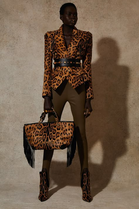 Balmain Resort 2023, Balmain Resort, Resort 2023, Animal Print Fashion, 2023 Collection, Fashion Updates, Look Fashion, Hijab Fashion, Spring Outfit