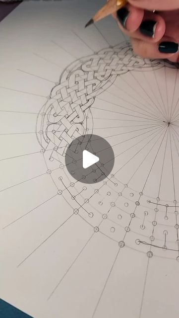 SenjaArt on Instagram: "Sketching a celtic knot 🪢 ♥️ 😊 . . . #senjaart07 #creativevibes #mandalareels #celticknot #mandalabraid #celticknotmandala #celticknotart" How To Draw Celtic Knots, Celtic Knot Drawing, Celtic Mandala, Zentangle Ideas, Celtic Knots, Mandalas Design, Celtic Designs, Celtic Knot, Knot