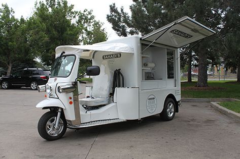 Tuk Tuk Food Truck for sale - vintage or new - Karpatia Food Truck For Sale, Cart Design, Hot Dog Cart, Coffee Bike, Food Cart Design, Conference Venue, Coffee Business, Tuk Tuk, Truck For Sale