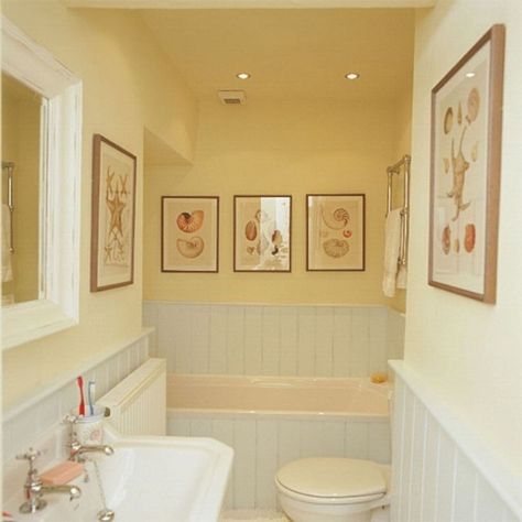 BATHROOM WAINSCOTING IDEAS – In general, wainscoting is a kind of wood panelling that seems beautiful. Many people use the wainscoting for the extra d... Pale Yellow Bathrooms, Bathroom Wainscoting Ideas, Yellow Bathroom Walls, Windowless Bathroom, Beadboard Bathroom, Yellow Bathroom Decor, Wainscoting Bathroom, Small Bathroom Layout, Yellow Bathroom