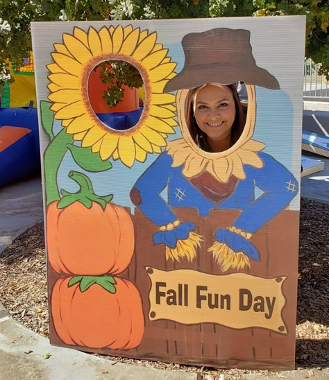 Fall Photo Op, Fall Festival Activities, Fall Cutouts, Fall Photo Booth, Fall Festival Party, School Fall Festival, Fall Festival Decorations, Picture Booth, Fall Photo Props