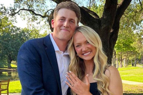 'Pioneer Woman' star Ree Drummond's 24-year-old daughter Paige Drummond is engaged to her boyfriend, David Andersen. Paige's sister, Alex Drummond, revealed the exciting news on her Instagram Stories on Aug. 3. Ree Drummond Wedding, Pioneer Woman Ree Drummond, Jenna Bush Hager, Tv Sport, Sports Awards, Bon Iver, Engagement Celebration, Ree Drummond, 24 Years Old