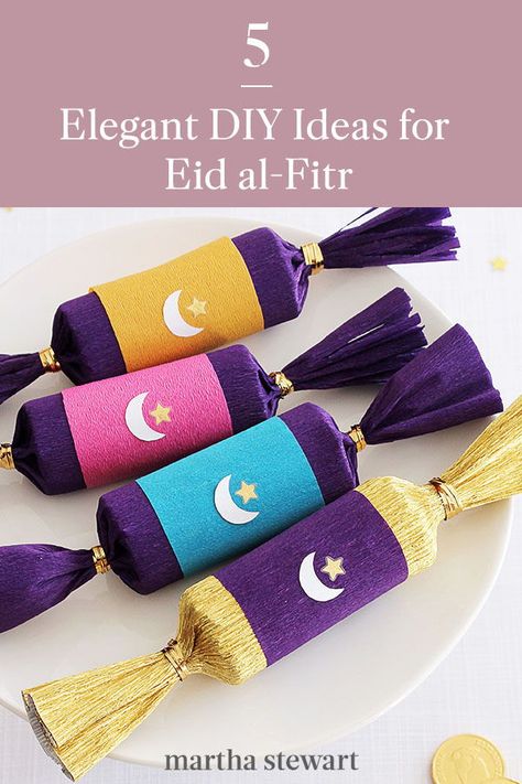 Celebrate with one of our easy Eid al-Fitr decorations that you and your family will enjoy during this holy month. Many traditions over the holy month occur at night, and these nighttime traditions inspired our color scheme. #partydecor #celebrationideas #DIYpartydecor #easycrafts Afterschool Crafts, Paper Crackers, Ramzan Eid, Eid Activities, Eid Fitr, Decoraciones Ramadan, Eid Hampers, Islamic Photo, Ramadan 2022