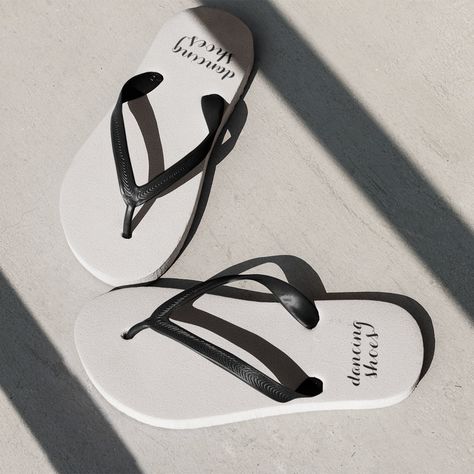 Wedding Flip Flops For Guests, Shoes For The Beach, Black And White Flip Flops, Wedding Guess, Comfy Flip Flops, Shoes Black And White, Wedding Flip Flops, Black And White Beach, White Flip Flops