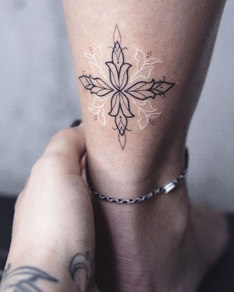 30 White Tattoo Designs That Look Like Magic Runes White Ink Tattoo, Ornamental Tattoo, White Tattoo, Henna Tattoo Designs, Word Tattoos, Mandala Tattoo, Minimalist Tattoo, Life Tattoos, A Tattoo