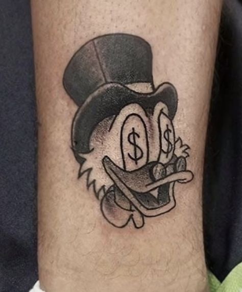 Surf Tattoos, Money Sign Tattoo, Tattoo Graffiti, Gangsta Tattoos, Money Tattoo, Graffiti Tattoo, Small Tattoos For Guys, Hand Tattoos For Guys, Cartoon Tattoos