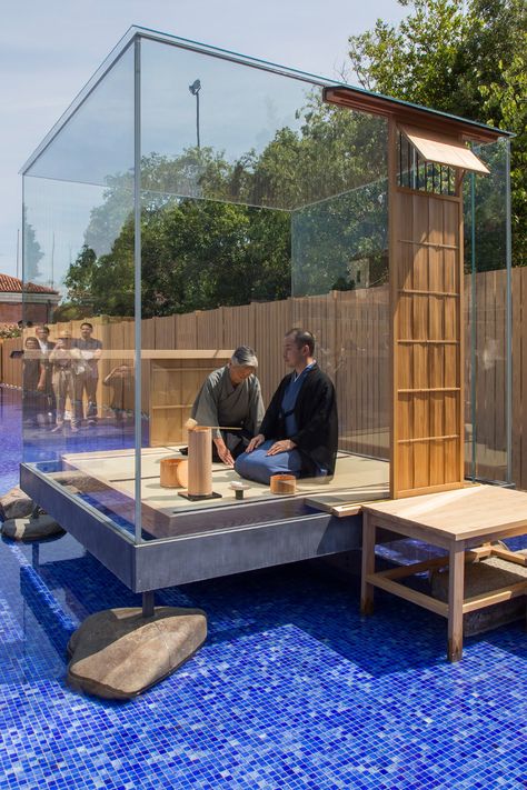 Tea Pavilion, Japanese Tea Room, Tea House Design, Venice Glass, Hiroshi Sugimoto, Japanese Tea House, Glass Pavilion, Japanese Tea Ceremony, Glass Cube