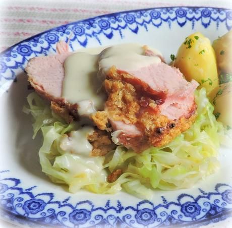 Boiled Bacon, Bacon And Cabbage, Bacon Cabbage, Gammon Recipes, Cabbage With Bacon, Ham And Cabbage, Boiled Cabbage, British Recipes, Irish Cuisine