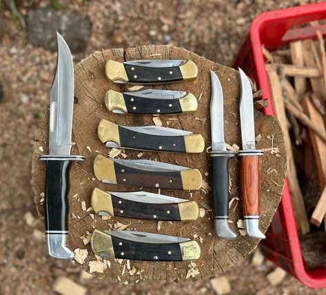 I collect Buck, Case and Western knifes. Here's my modest Buck collection. Buck Knife, Benchmade Knives, Homemade Coleslaw, Bushcraft Knife, Pretty Knives, Buck Knives, Tactical Survival, Bushcraft Knives, Knife Collection