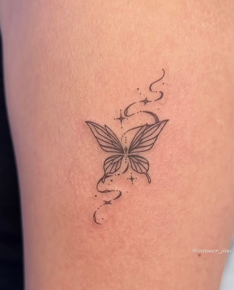 Aesthetic Words Tattoo, Dainty Moth Tattoo, Opiumcore Tattoo, Vain Tattoos, Butterfly Tattoos Women, Fairycore Tattoo Ideas, Small Whimsical Tattoos, Cute Arm Tattoo, Fairy Core Tattoos