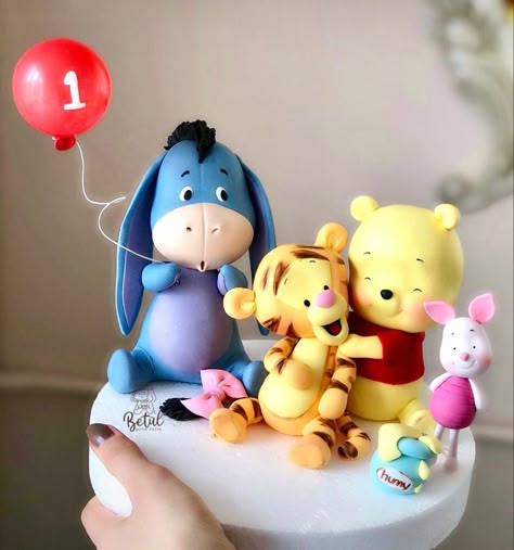 Christmas Clay, Pasta Flexible, Dessert Recipes Easy, Baby Boy Shower, Winnie The Pooh, Cake Toppers, Fondant, Biscuits, Milan