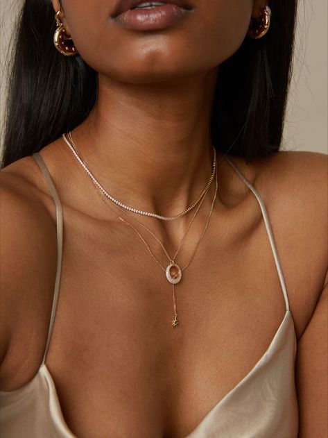 Dainty Jewelry Black Women, Black Outfit Gold Jewelry, Saint Aesthetic, La Aesthetic, Jewelry Mood Board, H.e.r Aesthetic, Preppy Style Summer, You're Invited, Jewelry Fashion Trends