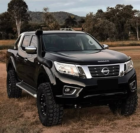 #nissan #frontier #nissanfrontier #offroad #barro #pickup #4x4 #trilha #rally #atoleiro #carros #car #np300 #navarra Np 300 Frontier, Landcruiser Ute, Nissan Frontier 4x4, 2023 Ram 1500, Nissan Np300, Nissan Navara D40, Nissan Terrano, Nissan Trucks, Custom Pickup Trucks