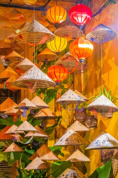 Lantern Festival Decoration Ideas, Vietnamese Lanterns, Vietnam Lantern Festival, Thailand Lantern Festival, Latern Festival In Thailand, Hanoi Lanterns, Egg Coffee, Free Online Jigsaw Puzzles, Lantern Festival