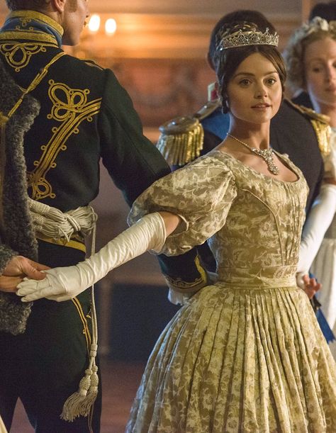 Victoria Masterpiece, Victoria Pbs, Victoria Jenna Coleman, Victoria Tv Show, Victoria Costume, Victoria 2016, Victoria Itv, Victoria Series, Jenna Louise Coleman