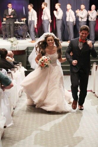 Ben & Jessa Seewald Jessa Duggar Wedding, Jessa Duggar, Jessa Seewald, Duggar Girls, Duggar Family Blog, Duggar Wedding, Duggar Family, Wedding Photo Gallery, 19 Kids And Counting