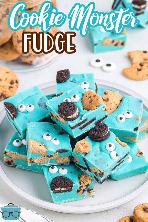 Cookie Monster Fudge Recipes, Easy Kid Desserts Fun, Cute Cookies To Make, Snacks For Party Ideas, Cookie Monster Fudge, Christmas Deserts Recipes Easy, Cookie Monster Recipes, Cookie Ideas Creative, Cookie Monster Desserts