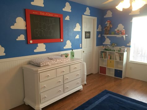 Etch A Sketch chalkboard above changing table and dresser Toy Story Dresser, Toy Story Playroom, Toy Story Nursery Ideas, Toy Story Room Ideas, Pixar Room, Pixar Nursery, Toy Story Bedroom, Disney Baby Nurseries, Toy Story Nursery