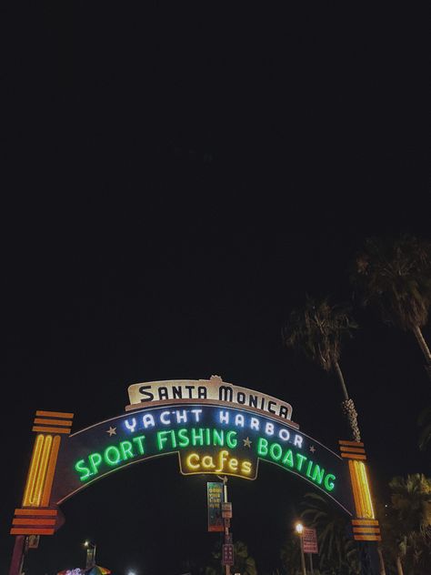 late night picture of the Santa Monica pier sign Los Angeles Aesthetic Night, Santa Monica Aesthetic Night, Pier Aesthetics Night, Santa Monica Pier Aesthetic, Downtown Los Angeles Aesthetic Night, Sport Yacht, Santa Monica Pier, Cold Night, Summer Pictures