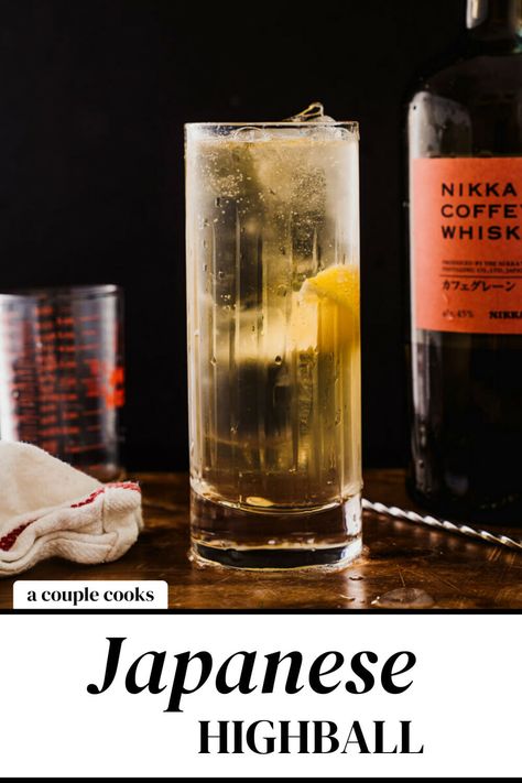 The Japanese Highball is a bubbly cocktail starring Japanese whiskey and sparkling water! It's impressive and easy to drink. #japanesewhiskey #japanesehighball #cocktail #japanese #whiskey #whiskeycocktail Japanese Highball, Club Soda Cocktails, Asian Cocktails, Fall Drink Ideas, Highball Recipe, Christmas Seafood, Soda Cocktails, Liqueur Cocktails, Japanese Whiskey