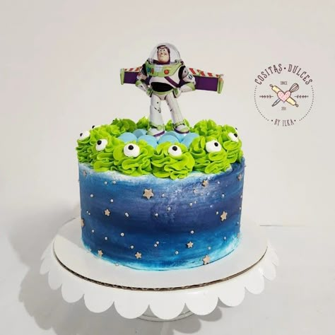 Toy Story Buzz Lightyear Cake, Buzz Lightyear Smash Cake, Buzz Lightyear Sheet Cake, Buzz Lightyear Cakes, Buzz Lightyear First Birthday, Buzz Lightyear Cake Ideas, Buzz Cake Lightyear, Buzz Light Year Birthday Cake, Buzzlight Year Cake Ideas