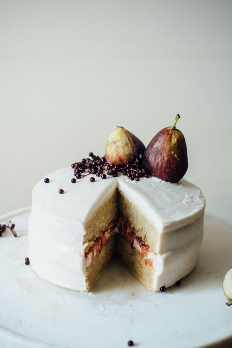 Vegan Cream Cheese Frosting, Fig Compote, Vegan Cream, Torte Cupcake, Slow Cooker Desserts, Vegan Cream Cheese, Think Food, Food Cakes, Fall Desserts