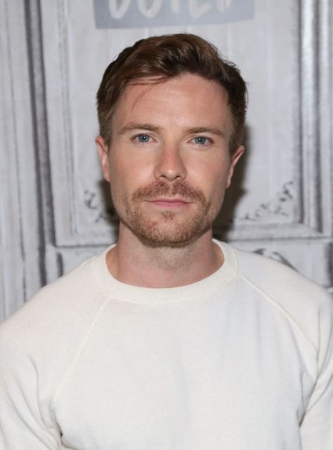 Joe Dempsie, Game Of Thrones Cast, Character Inspo, Gossip Girl, Celebrity Crush, Eye Candy, Pop Culture, It Cast, Candy