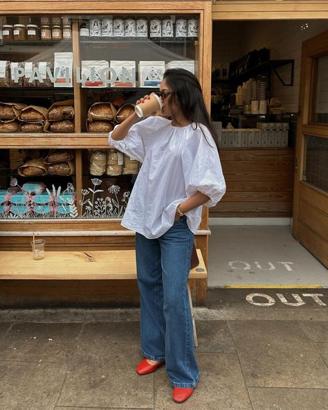 Bank holiday sunday bakery and coffee run 🥐☕️ Top: @topshop Jeans: @marksandspencerstyle Shoes: @madewell gifted Outfit linked in bio via @ltk.europe #summeroutfit #summeroutfitinspo #summer2024 Coffee Run Outfit, Casual Sunday Outfit, Midsize Summer Outfit, Madewell Outfits, 2024 Clothes, Classy Wardrobe, Sunday Outfit, Jeans Outfit Summer, Coffee Run