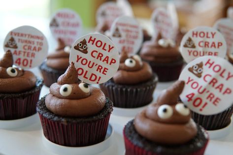 Poop Party Ideas For Kids, Poop Cupcakes, Poo Emoji Birthday Cake, Poo Emoji Cake, Poop Emoji Cupcakes, Poop Emoji Party, Tom Cake, 40th Birthday Cupcakes, Emoji Cupcakes