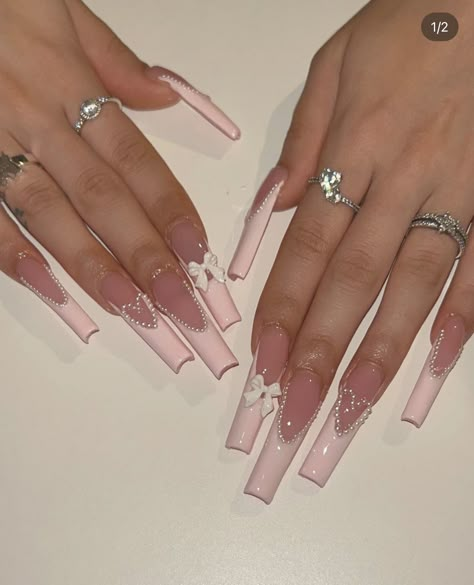 Long Acrylic Nails Ballerina Shape, Pink Preppy Nails, 21st Birthday Nails, Cool Finger Tattoos, Nails Back To School, Acrylic Manicure, Preppy Nails, Nails Baddie, Nail Ideas Summer