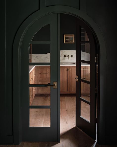 Home inspo • Instagram Doorways Interior, Arched Doorways Interior, House Seven Design, Arched Interior Doors, Arched Doorways, Wine Rooms, Collected Interiors, Arch Doorway, Arch Architecture