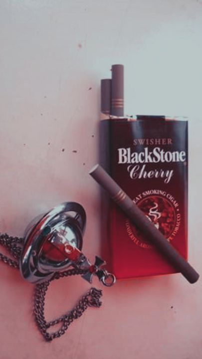 Osaki Nana, Black Stone Cherry, Shin Nana, Nana Anime, Nana Manga, Nana Osaki, Red Aesthetic, Black Stone, Vivienne Westwood