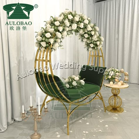 Wedding Sofa For Bride And Groom, Wedding Chairs Bride And Groom, Throne Chairs Wedding, Chairs For Bride And Groom, Throne Chair Wedding, Bride And Groom Chairs, Royal Sofa, Throne Chairs, Chairs Wedding