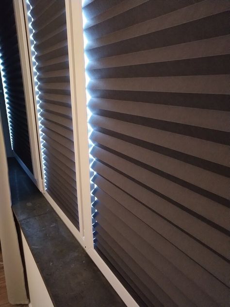 Rental-friendly, no-drill, built-in magnetic blinds (No sag IKEA SCHOTTIS!) Schottis Ikea Hack, Schottis Ikea, Magnetic Blinds, Stick On Blinds, Blinds For French Doors, Black Blinds, Diy Caravan, Pleated Blinds, Rental Friendly