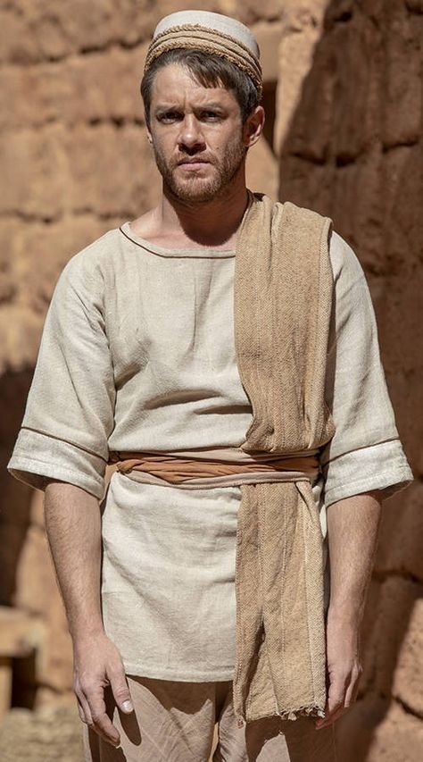 Biblical Clothing Men, Biblical Clothes, Biblical Clothing, Bible People, Prehistoric Man, Historical Illustration, King David, Biblical Art, Movie Costumes