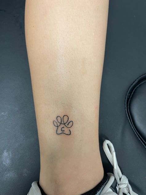 Paw With Letter Tattoo, Dog Paw Tattoo Ankle, Paw Print With Letter Tattoo, Paw Print Initial Tattoo, Paw Print Tattoo With Initial, Paw Print With Initial Tattoo, Heart Tattoo Ankle, Think Tattoo, P Tattoo