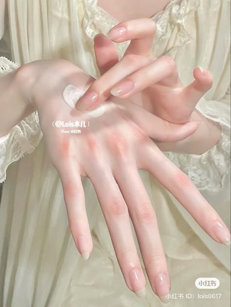 Subliminal Visualization, Pink Foto, Heart Shaped Lips, Henna Nails, Asian Nails, Gel Toes, Makeup Accesories, Hand Reference, Pink Skin