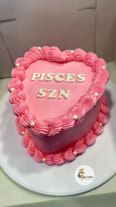 Pink Heart Cake Birthday Cakes Pink, Pisces Szn, Pink Heart Cake, Libra Szn, 23 Birthday Cake, Heart Shaped Birthday Cake, Heart Cake Design, Big Birthday Cake, Cakes Pink