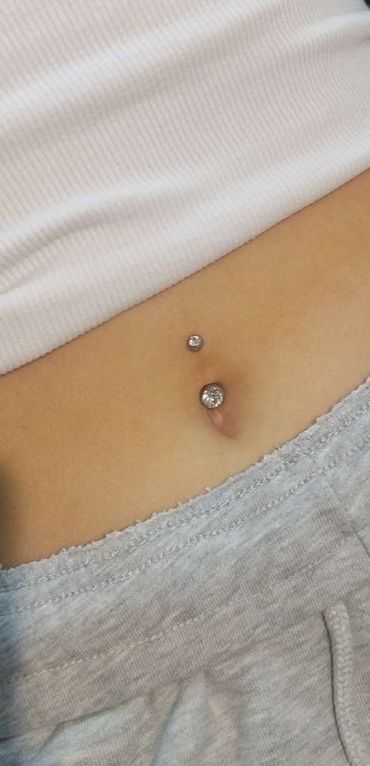 Tummy Piercing, Belly Button Piercing On Chubby Stomach, Belly Button Piercing Cute, Dream Piercings, Beautiful Good Night Messages, Bellybutton Piercings, Belly Button Piercing Jewelry, Button Piercing, Cute Piercings