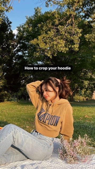 HANG 🌙 Life, Style, Hair & Home on Instagram: "Easiest way to crop your hoodie like a pro 🪡✂️ 1. Cut right above the pocket 2. Cut out the rib part and bulky fabric 3. Lay the ribbed hem on top of the hoodie, front sides facing each other 4. Sew the bottom together using overlock stitch 5. Flip in the ribbed hem so stitch doesn’t show And you’re done ✔️ #hoodieseason #easyDIY #sewingDIY #hoodieDIY #fashionmonth" How To Crop A Hoodie, Cut Hoodies, Hoodie Diy, Repurposed Clothing, Doja Cat, Cropped Hoodie, Diy Fashion, Diy Sewing, Cut Out