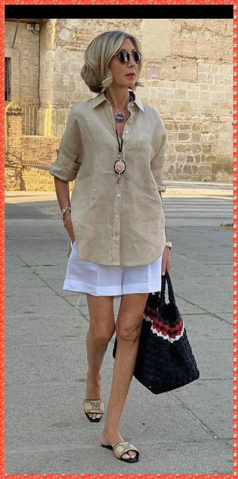 Shell Necklace Outfit Summer, Over 50 Womens Fashion 2023 Summer, Saudi Travel, Spring Tops For Women, Summer Outfits 2023 Over 40, Chic Spring Outfits, Susi Rejano, Stylish Outfits For Women Over 50, Over 60 Fashion