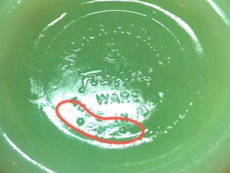 How to Identify Fire-King Jadeite Dish Markings - FireKing Grill Jadeite Dishes, Vintage Jadeite, Jadeite Refrigerator Dishes, Fire King Jadeite, Vintage Fire King Patterns, Fire King Dishes, Vintage Pyrex Patterns, Anchor Hocking Fire King, Pyrex Patterns